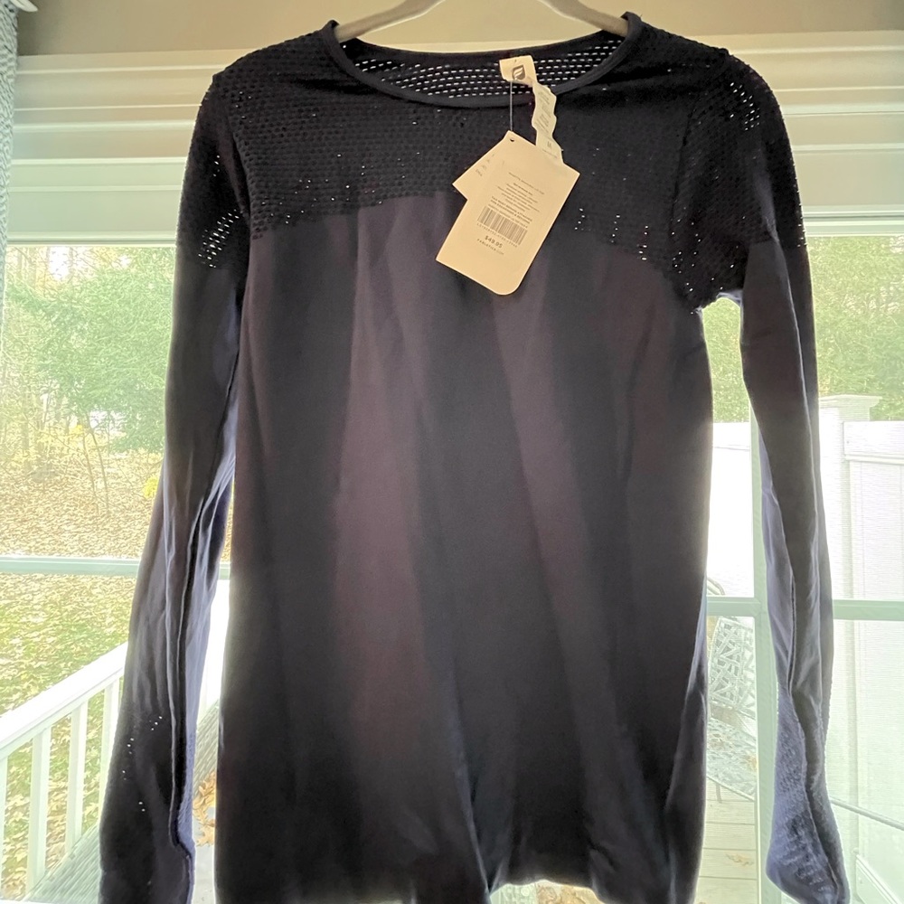 Medium workout top